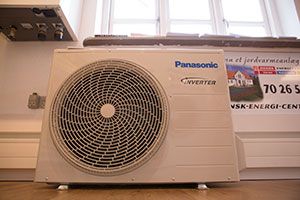 Panasonic varmepumpe udedel i showroomet
